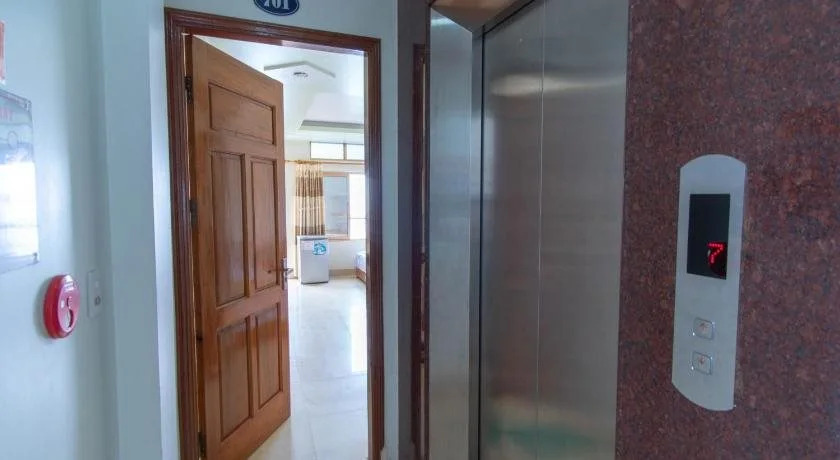 Phong Lan Hotel