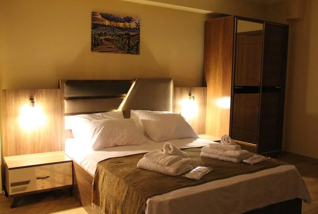 Shami Suites