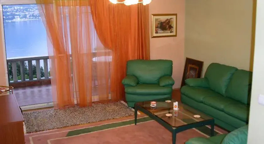 Villa Garden