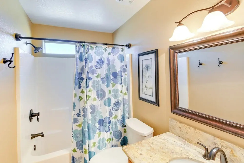 ~ 5 Mi to Beach & Golf: Lake Havasu City Home