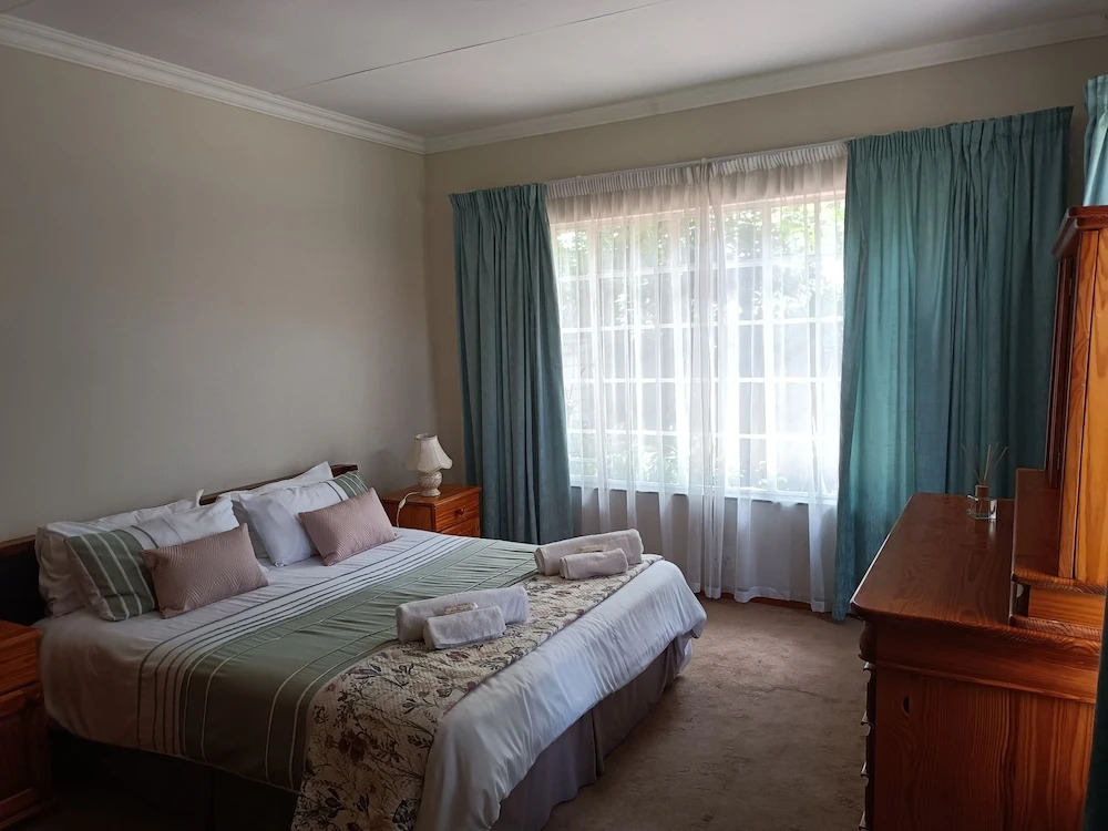 Charming Randburg Accommodation Near the Olivedale Clinic