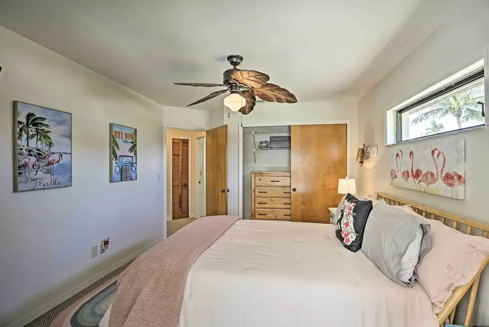 Tropical Cape Coral Home w/ Lanai: Pet Friendly!