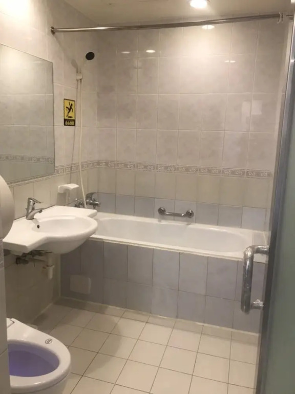 Hub Hotel - Banqiao Station