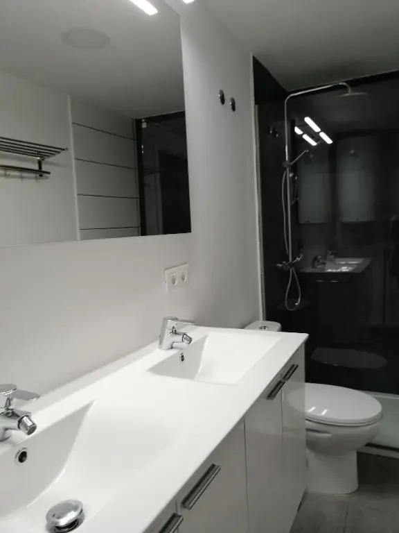 BIOMA Modern & Minimalist Apartment