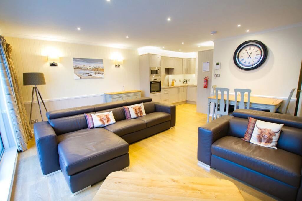 Loch Rannoch Pine Marten Lodge 6