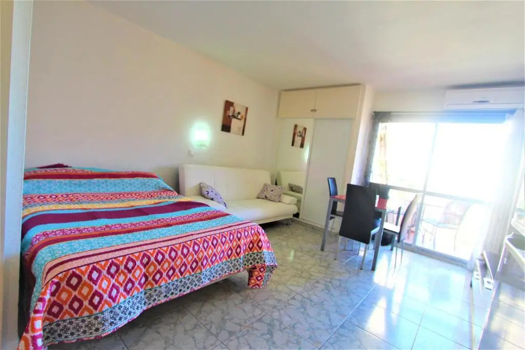 237 Minerva Apartamentos - PISCINA ABIERTA - EXCELENTE CONEXIÓN WIFI