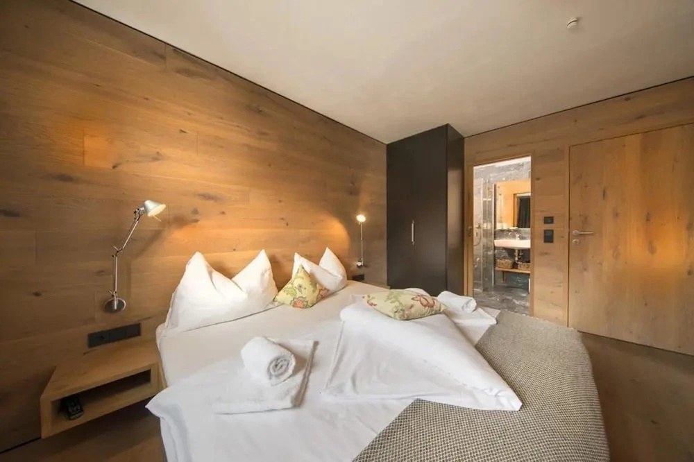 Alpine Stay, Sauna & Fireplace