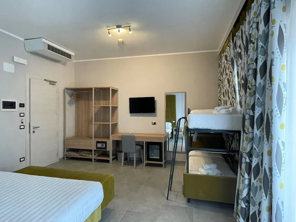 Hotel SantElia