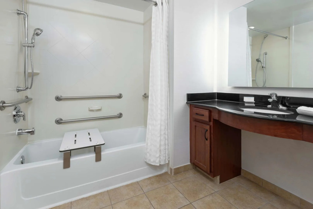 Homewood Suites by Hilton Cleveland-Beachwood