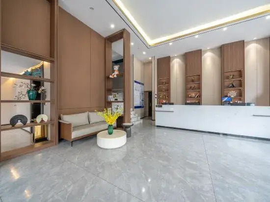 Indigo Hotel (Liuzhou Liunanhang Ying Middle School)