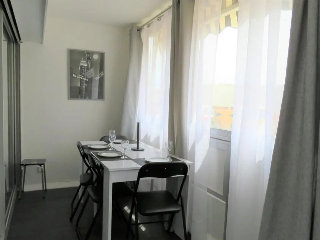 Appartement Sète, 2 pièces, 4 personnes - FR-1-338-423