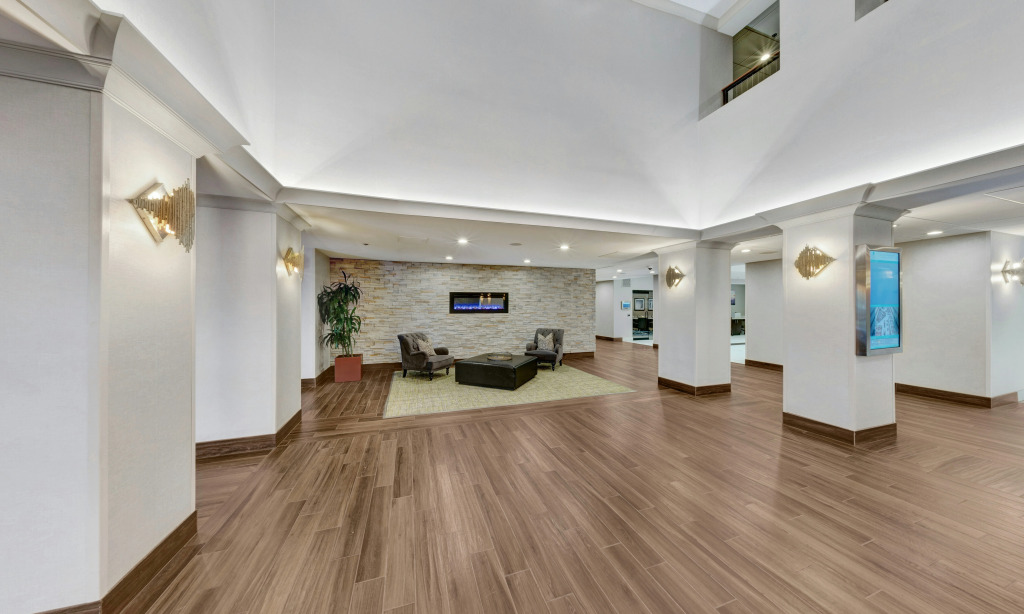 Embassy Suites by Hilton Milwaukee Brookfield