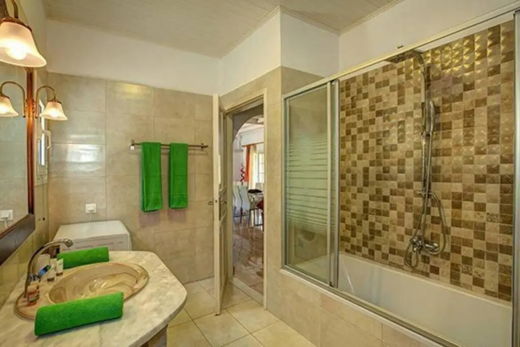 Villa Caribia Sea View by Villa Plus