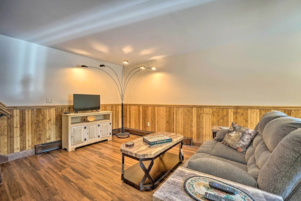 Bolton Landing Romantic Getaway for two