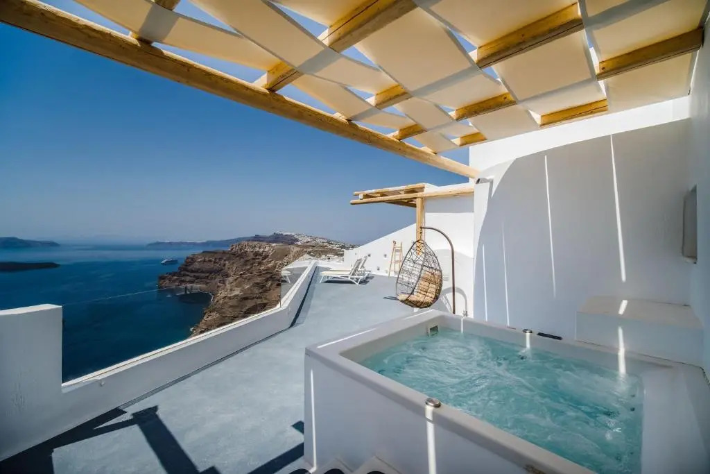 Symphony Suites Santorini