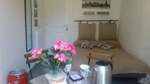 Metropolitan Rooms