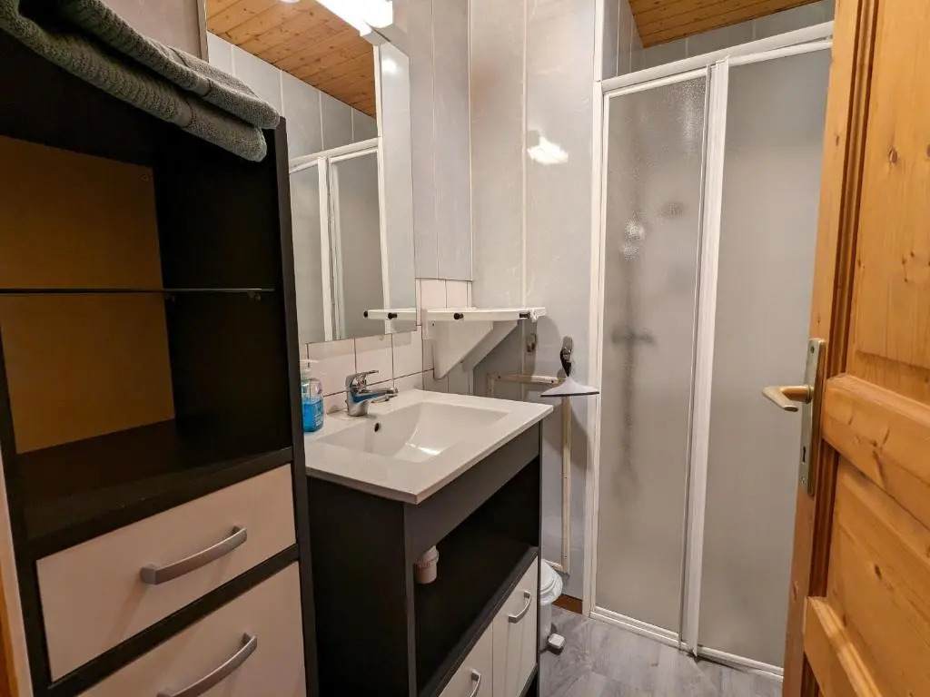 Chalet convivial à Gérardmer avec cheminée, proche du lac et des pistes, idéal famille et rando - FR-1-589-95