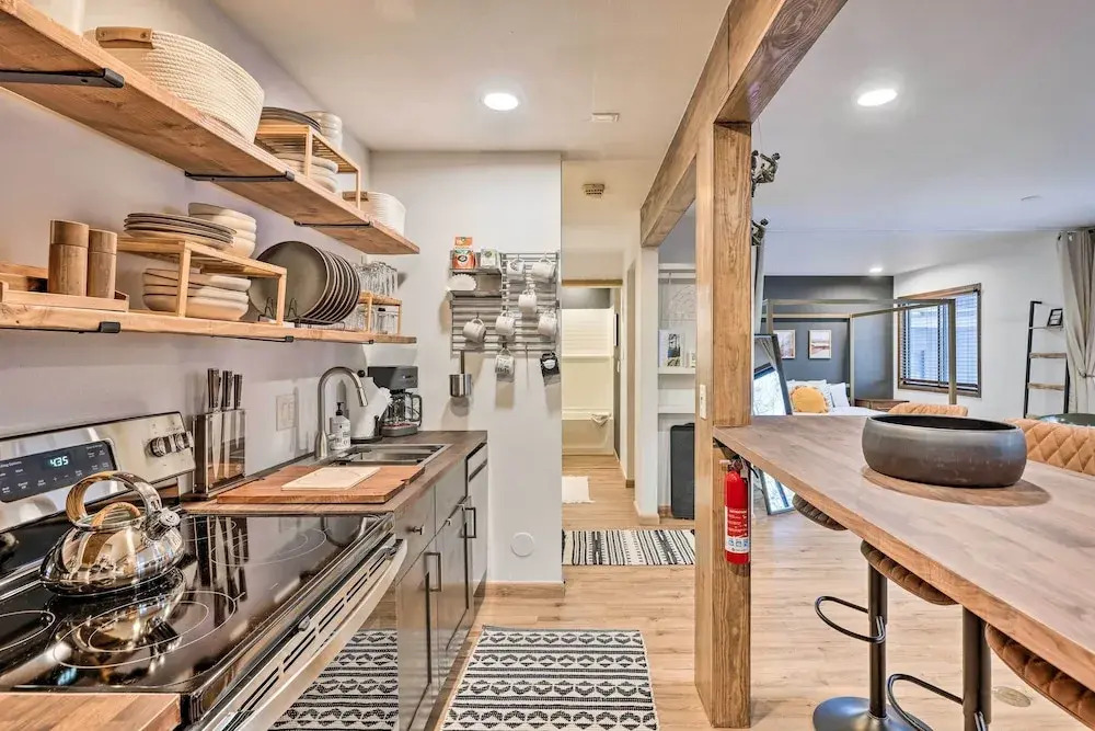 Cozy-chic Keystone Getaway: 2 Mi to Slopes!