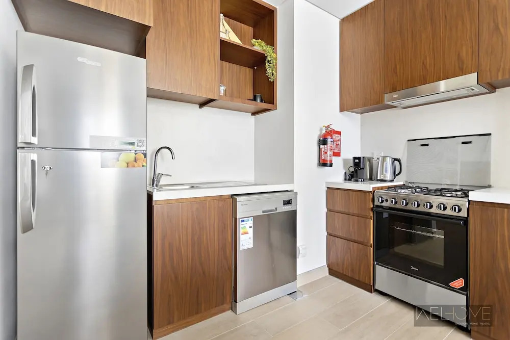 WelHome - Incredible Waterfront Apt With Mesmerizing views