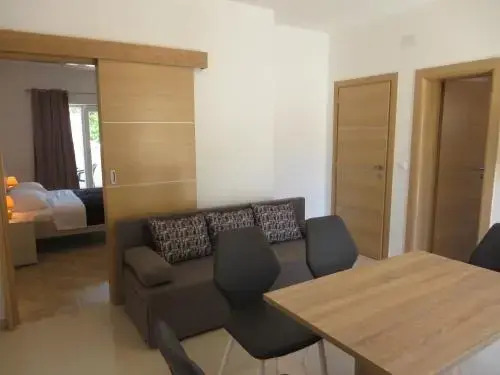 Hotel Suite Standard Apartment Viola