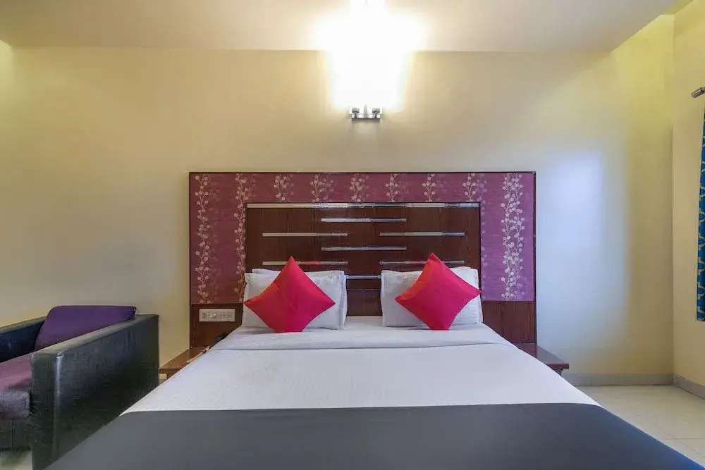 Capital O 891 Hotel Kadamb Inn