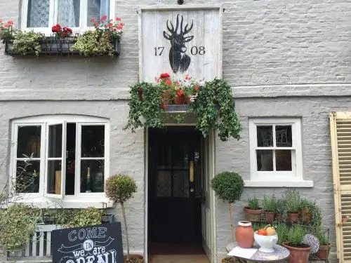 Roebuck Inn