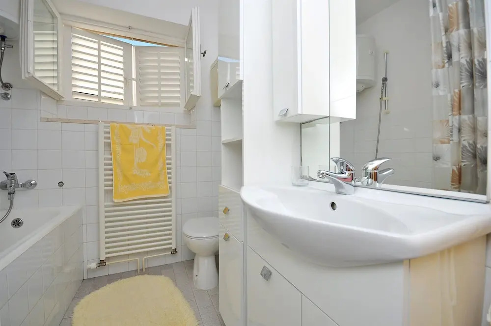 Apartments Iva