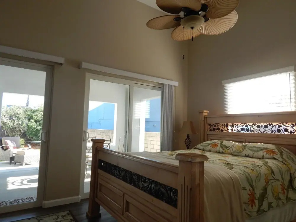 320 Main Street 2 Bedroom Home by Redawning