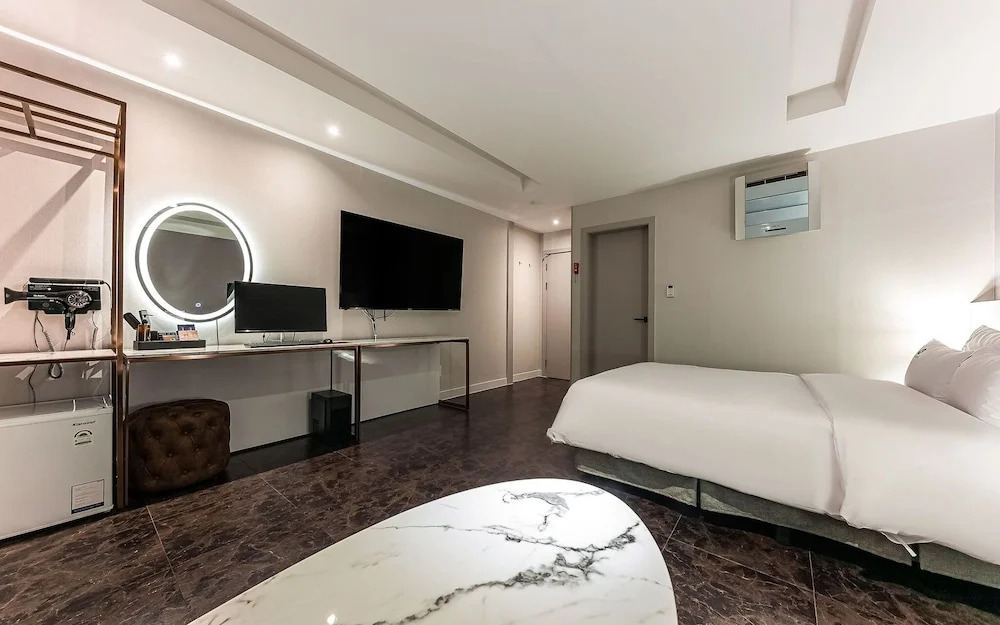 Yongin Singal Sangsang Hotel 1