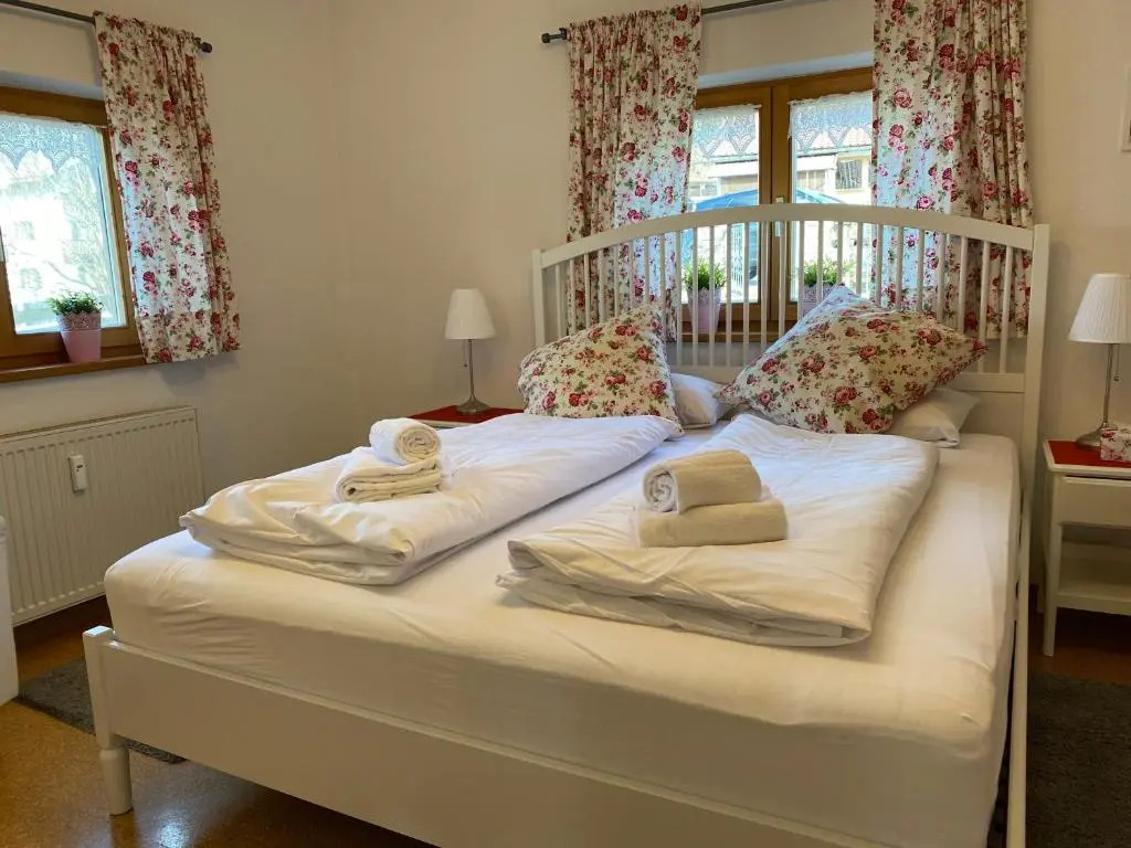 Ferienwohnung Magdalena - ruhig, zentral, schöne Sonnenterrasse