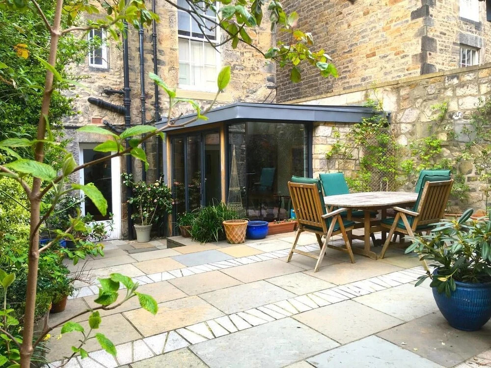 Historic City Centre Georgian Townhouse Free Parking And Garden