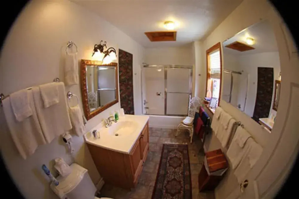 Echo Canyon Spa Resort (Adults Only)