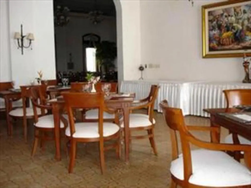 Kresna Hotel