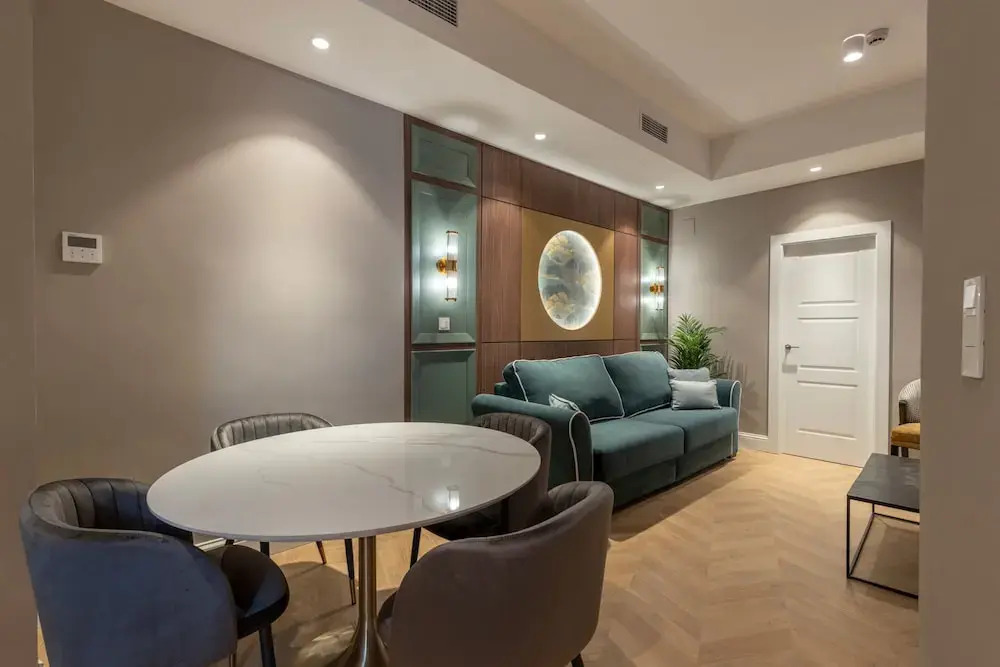 BiBo Suites Palacio de Portago