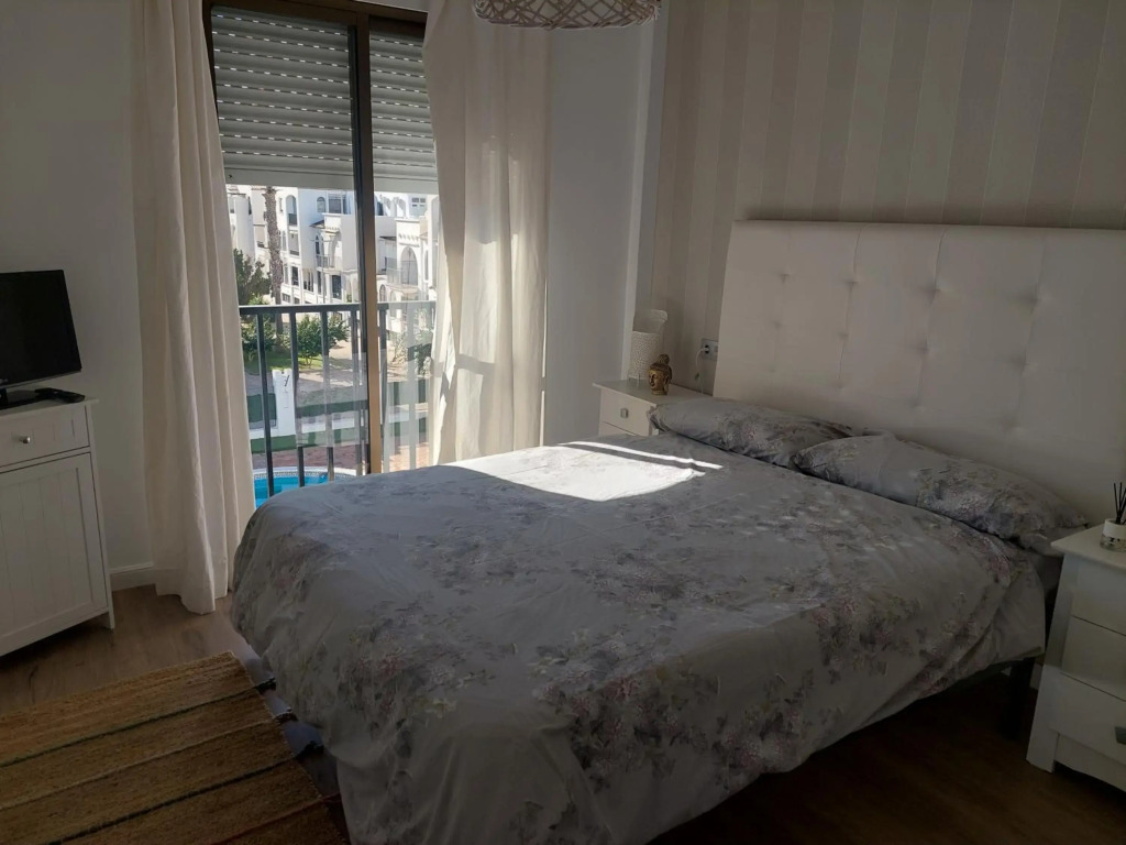 New apartment urb frontline with garage+AC+netflix