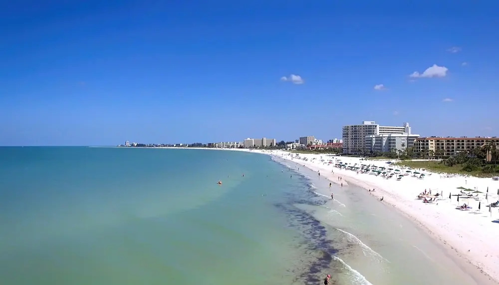 New Listing! Peaceful On Siesta Key Beach 1 Bedroom Apts