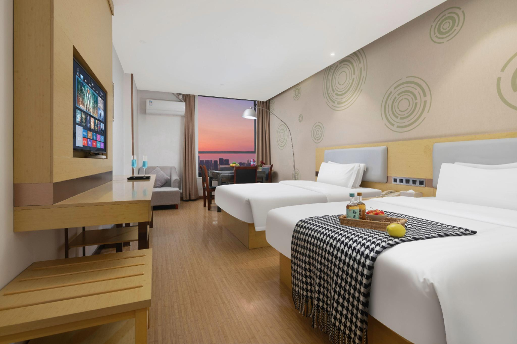 GreenTree Inn Huanggang City Wuxue City Kanjiang Avenue
