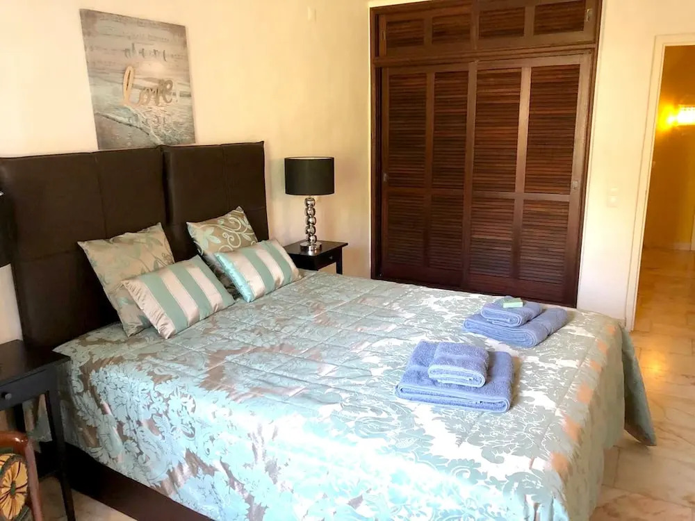 House With 2 Bedrooms in Carvoeiro, With Wonderful sea View, Shared Pool, Furnished Garden