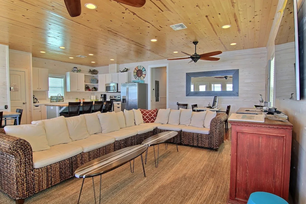 Bottoms Up 4Br Home