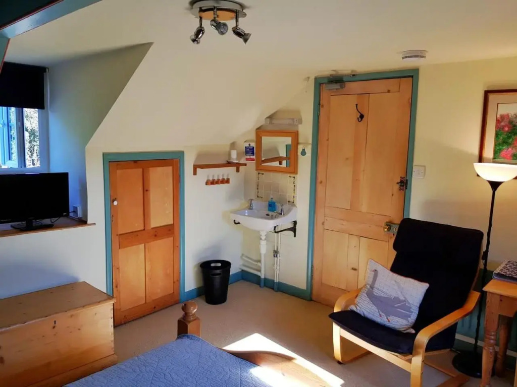 Alma House Bed and Breakfast