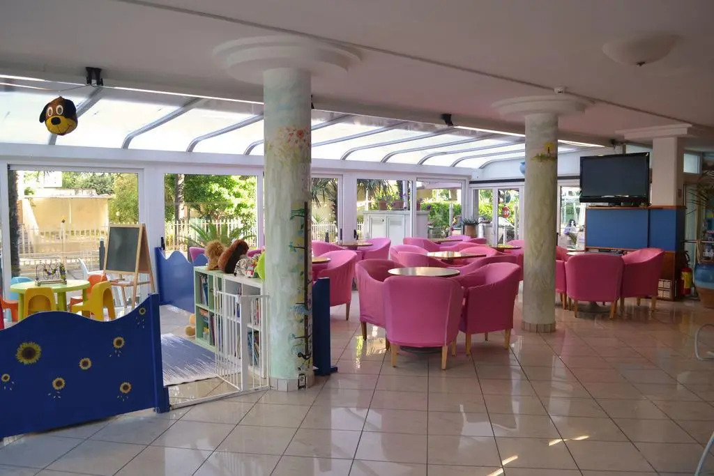 HOTEL TRE ROSE