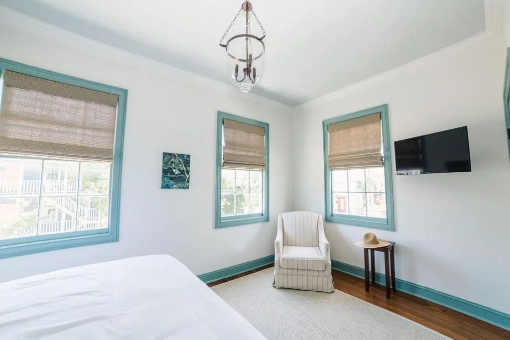 Guesthouse Charleston EAST 44