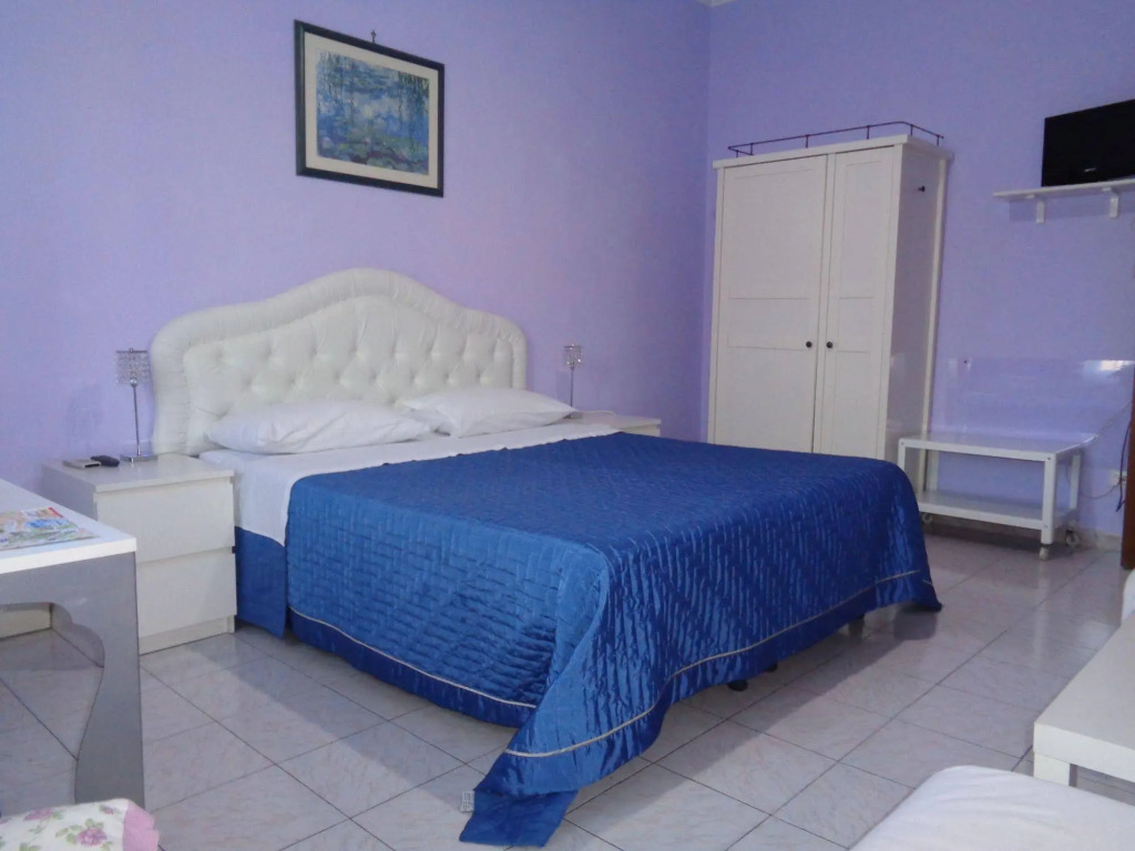 Interno 9