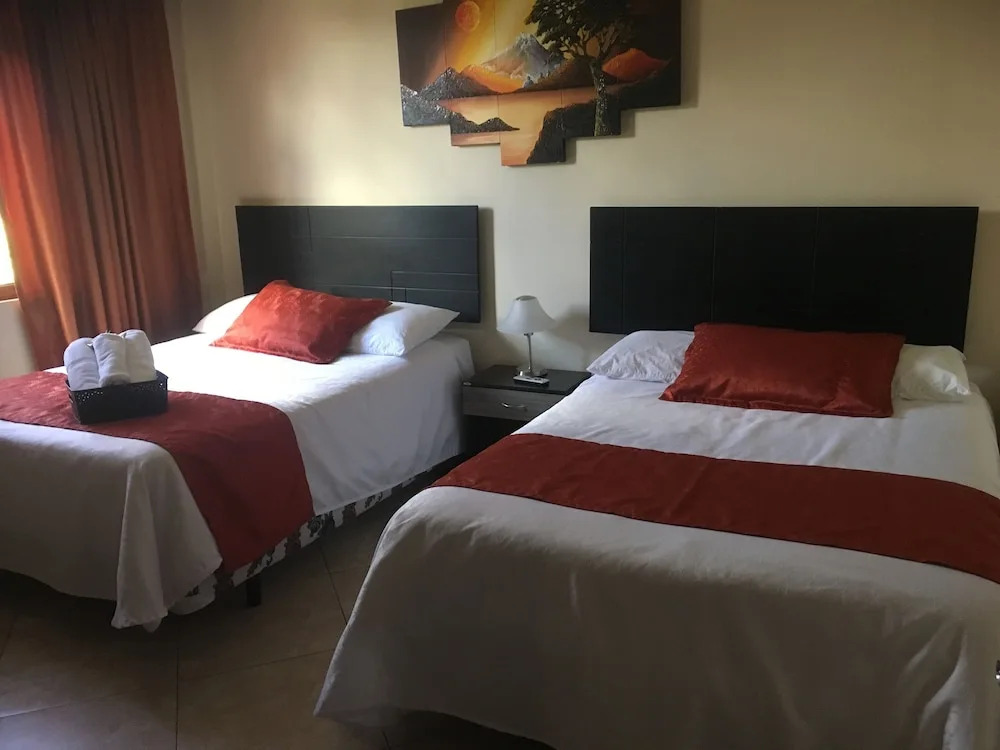Hotel Las Mercedes Airport-Quito