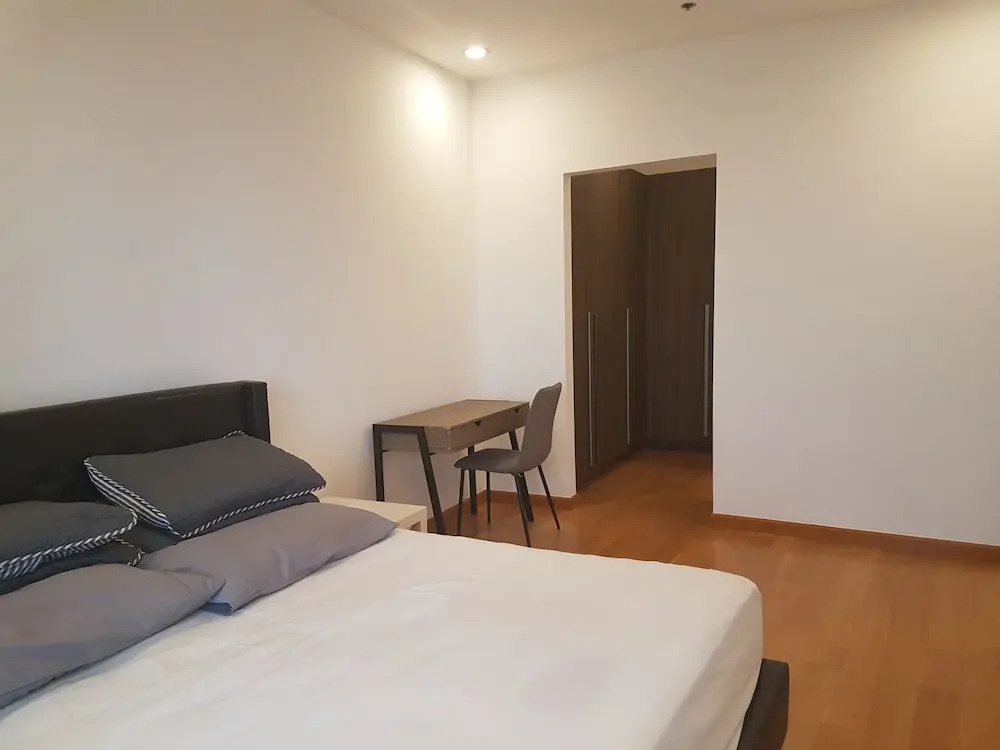 Lux Milano Residences Versace Makati