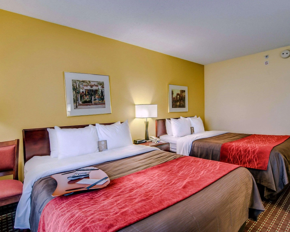 Comfort Inn & Suites Hillsville I-77