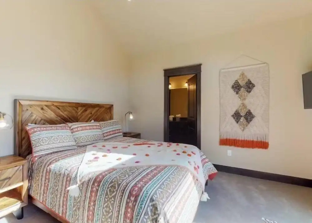 River Run Townhomes - 3 Bedroom - Walk to Slopes!