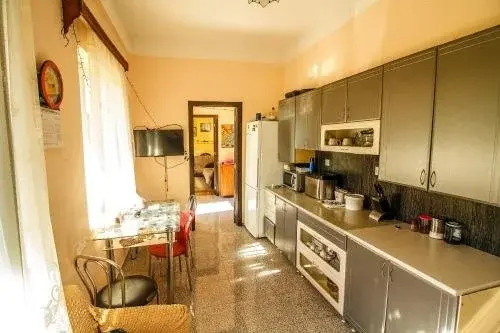 Mziuri Guest House