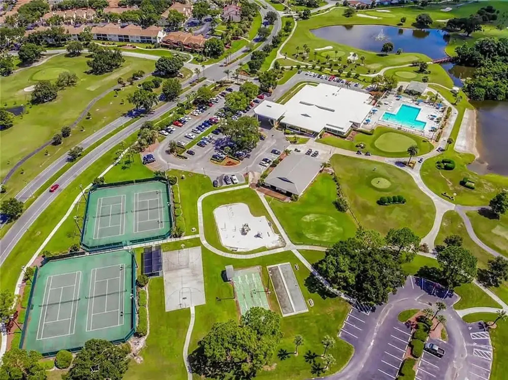 Upstay 2BR Family Condo Ventura Golf Country Club