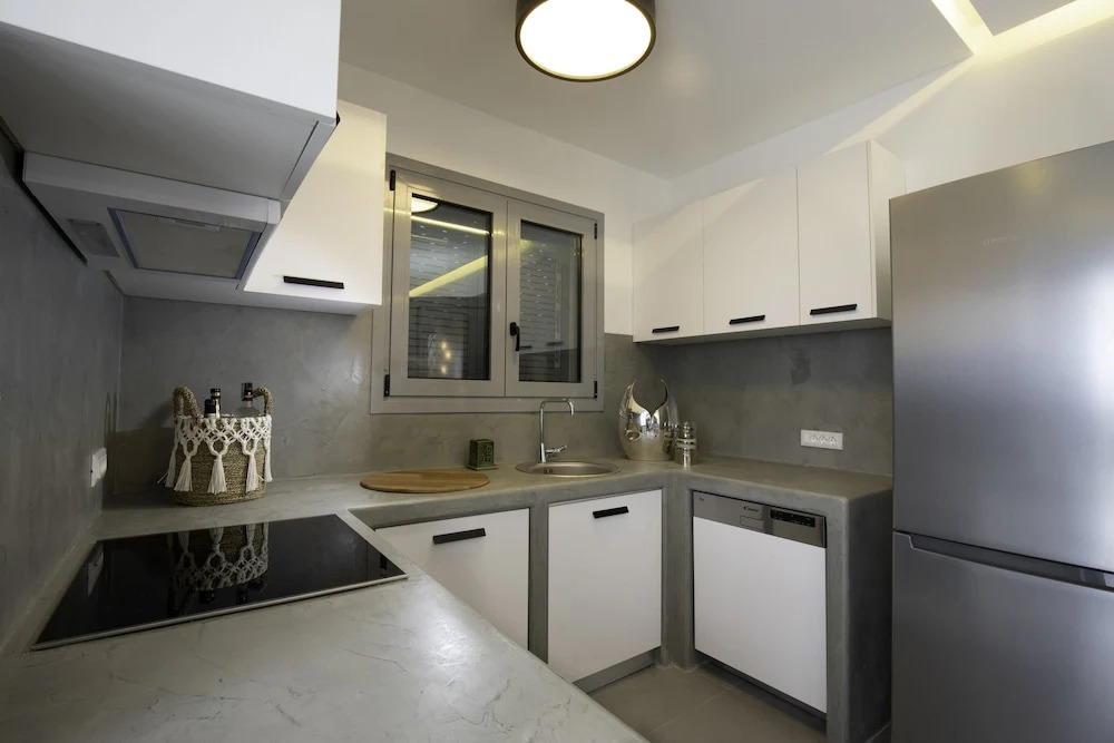 Gennadi Residences